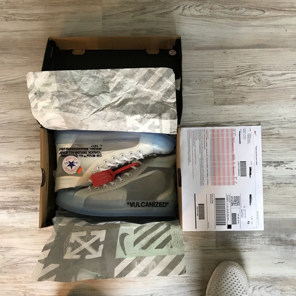 Off-White Converse Chuck Taylor All Star Size 11